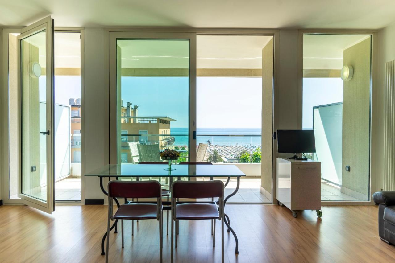 Hotel Cristallo Rimini Ngoại thất bức ảnh