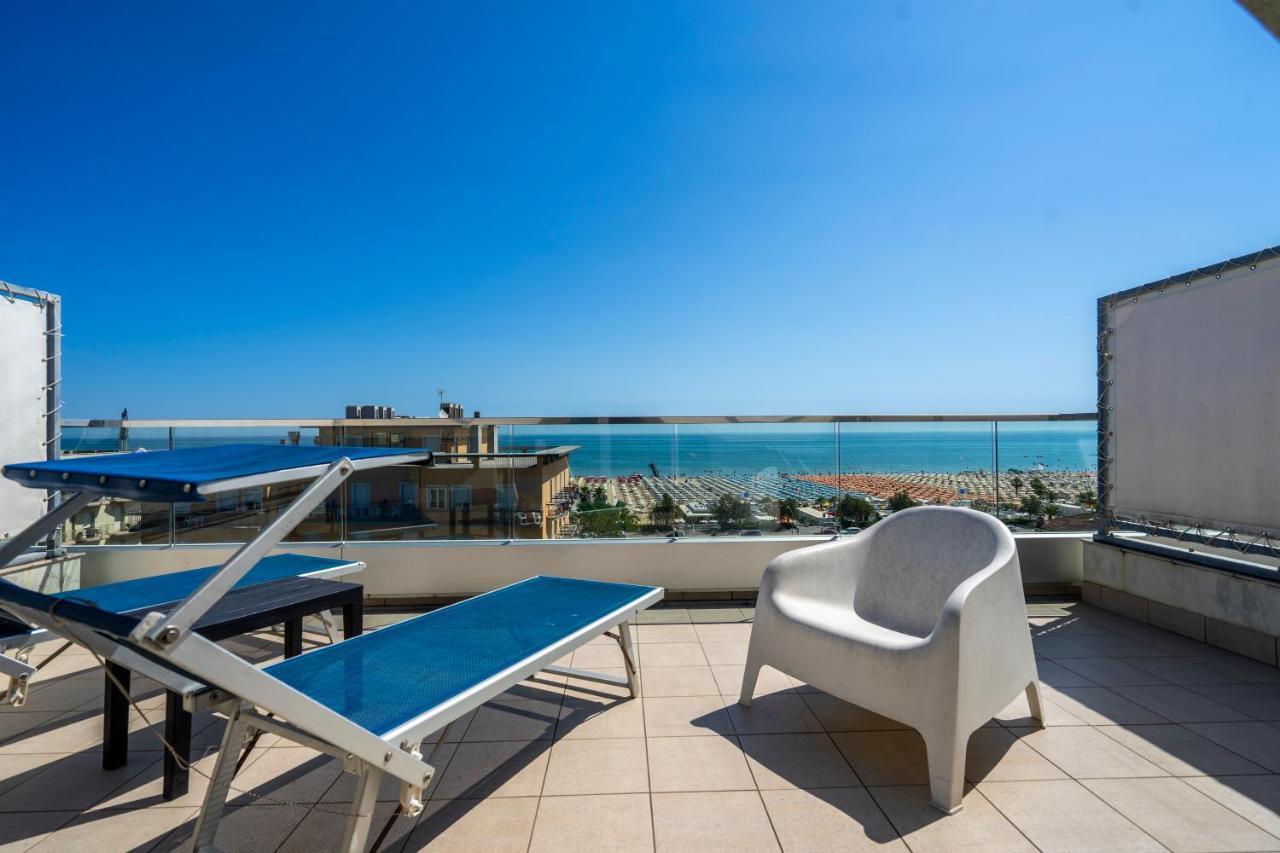 Hotel Cristallo Rimini Ngoại thất bức ảnh