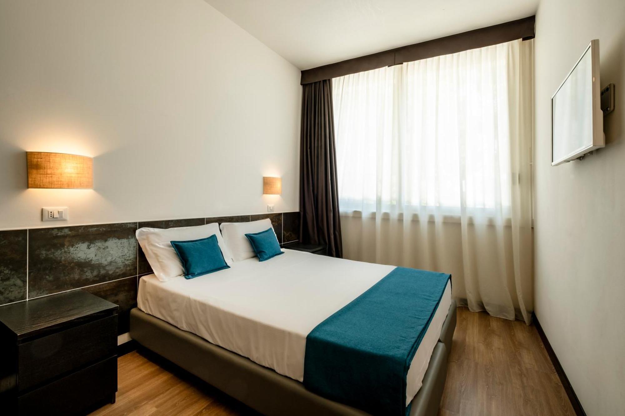 Hotel Cristallo Rimini Ngoại thất bức ảnh